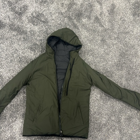 Jacket - Picture 3 of 4